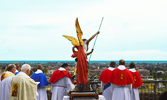 Processione in onore di San Michele